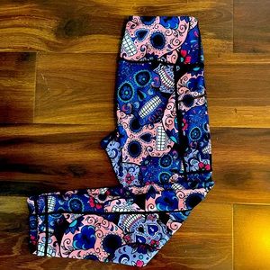 CVG Fiesta Skull leggings.